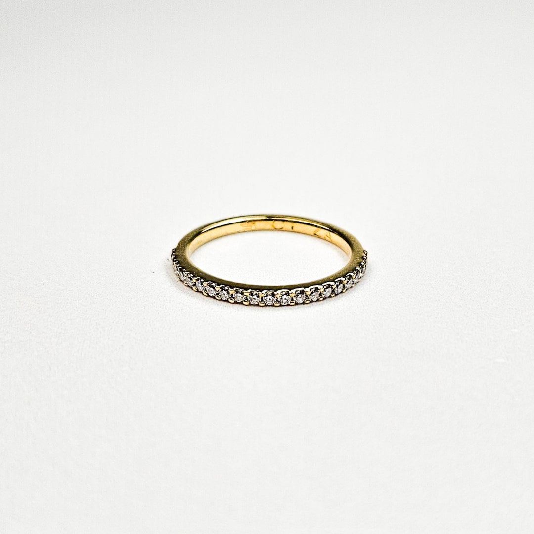 Micropavé Half Eternity Band