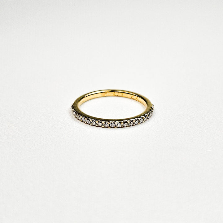 Micropavé Half Eternity Band