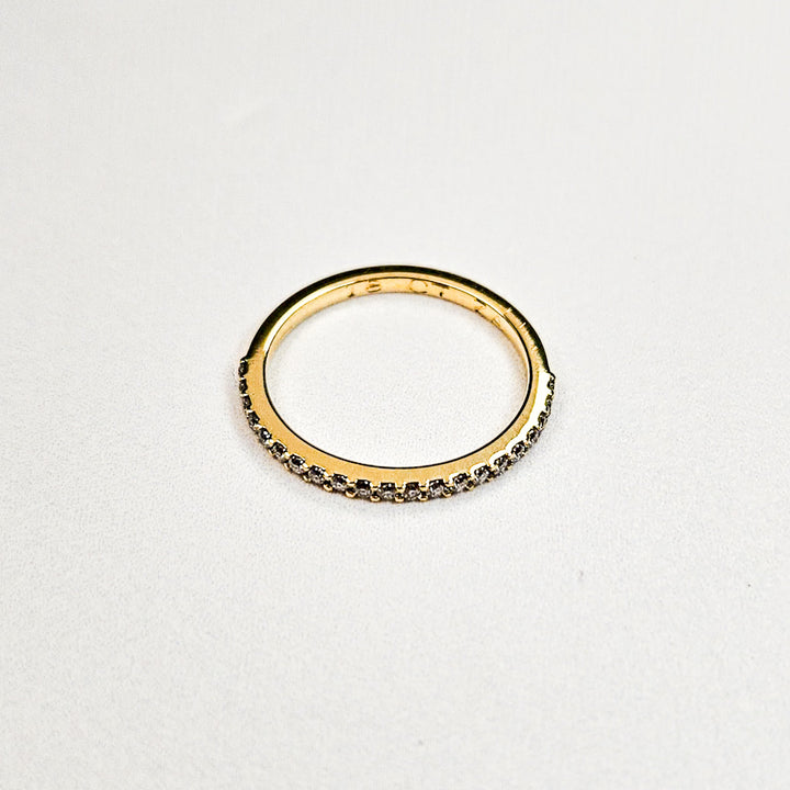 Micropavé Half Eternity Band
