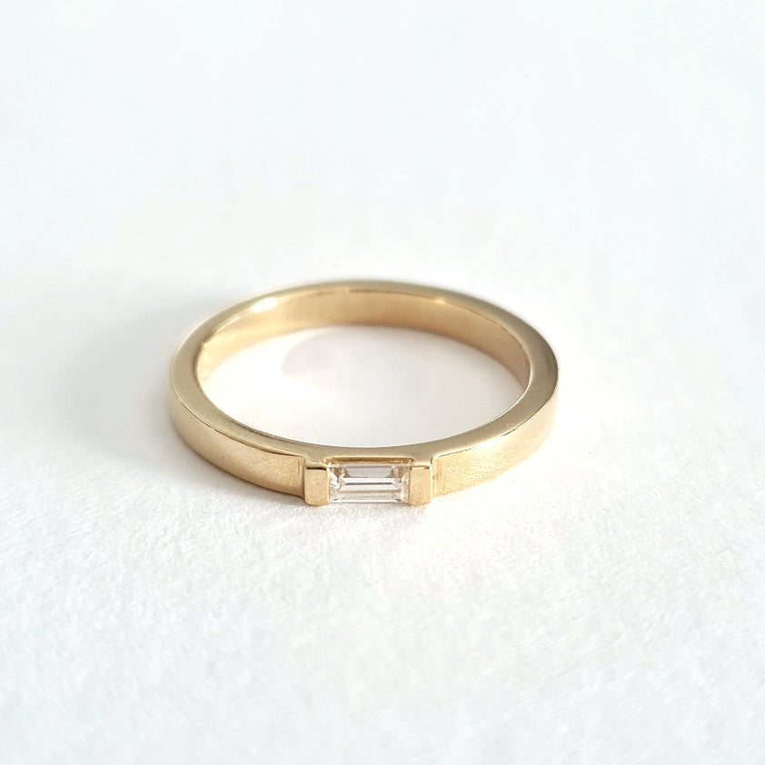 Baguette Moissanite Band