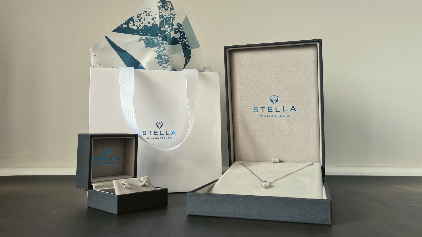 Things to avoid when shopping for moissanites