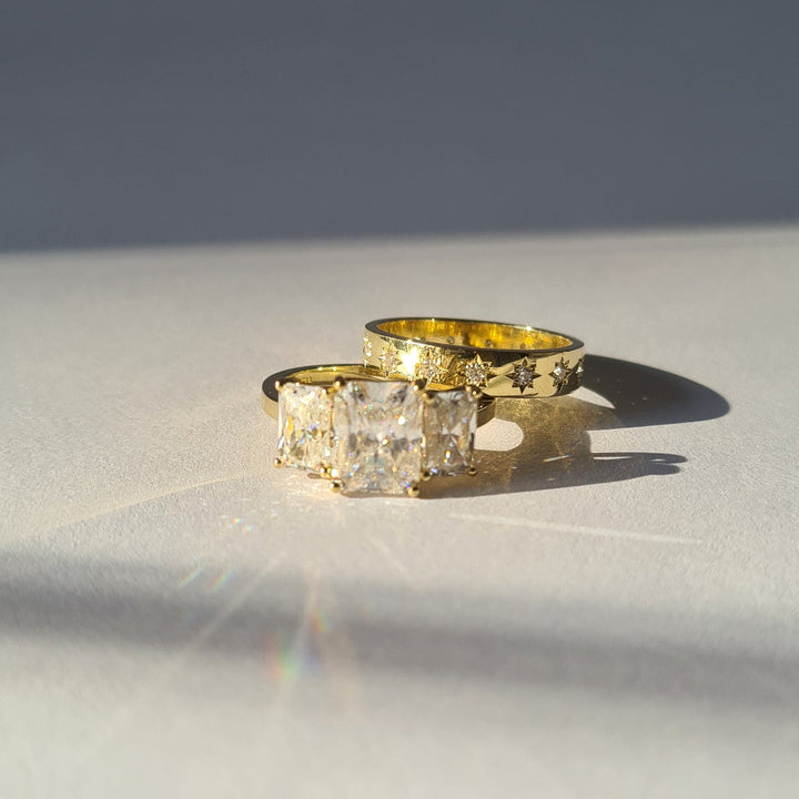 Flush Moissanite Star Band