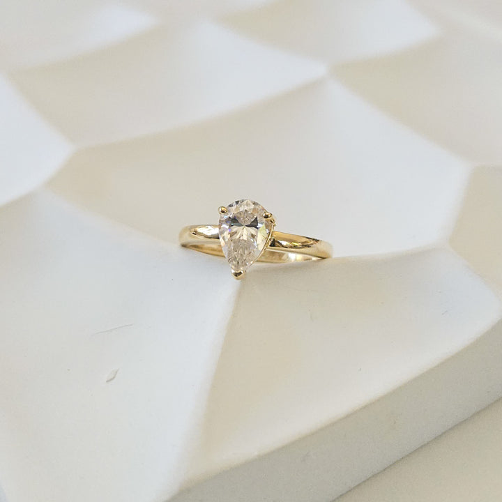 Solitaire Pear Moissanite Ring