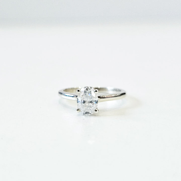 Minimalist Oval Cut Solitaire Moissanite Ring