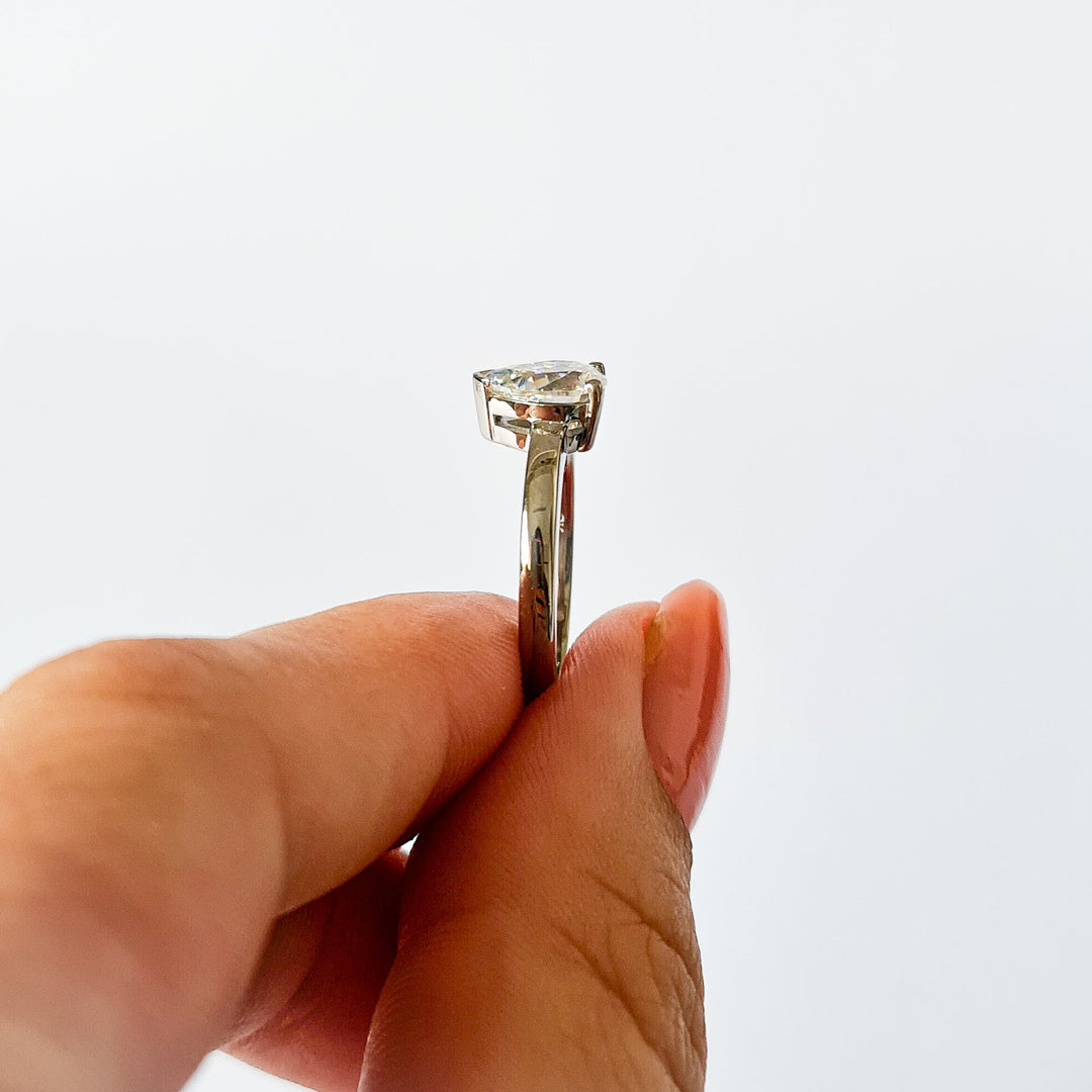 Solitaire Pear Moissanite Ring