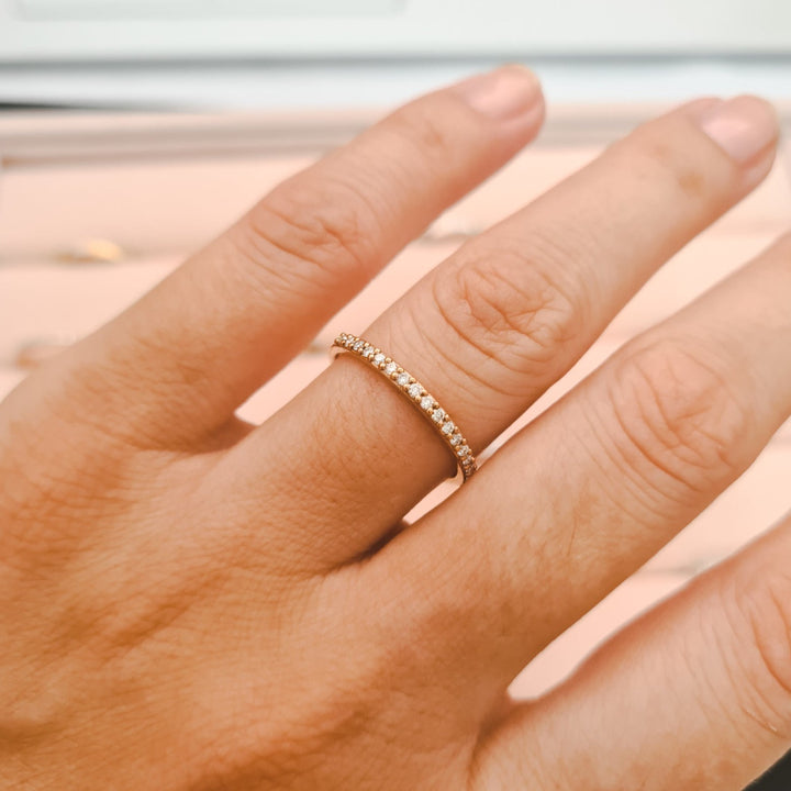 Micropavé Half Eternity Band