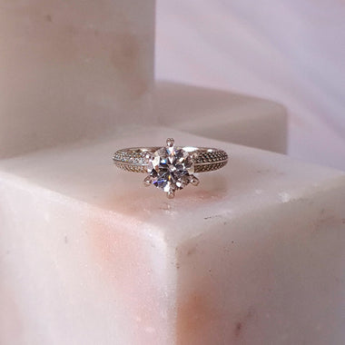 Micropavé Round Solitaire Moissanite Ring