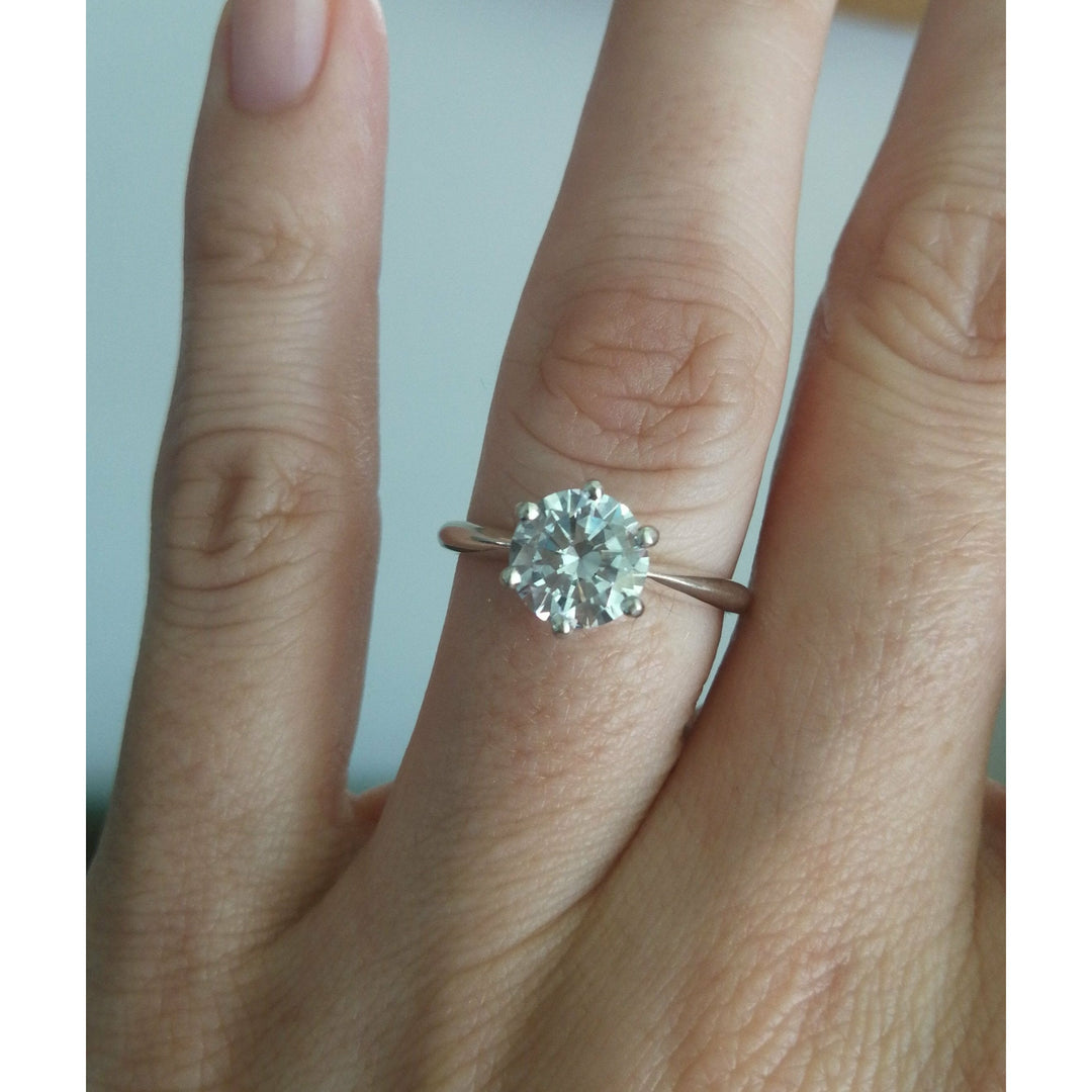 Signature Round Solitaire Moissanite Ring