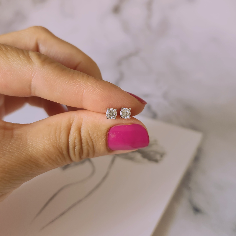 Midi Moissanite Studs